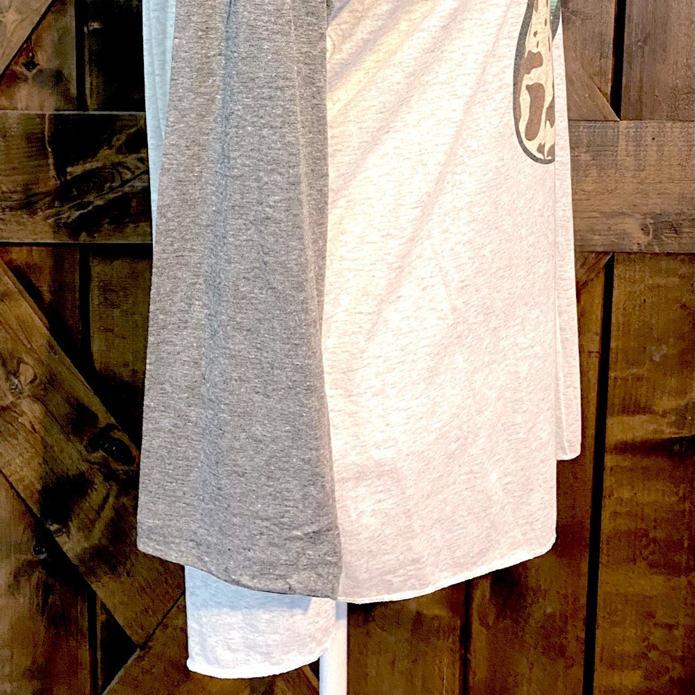 NWOT Rockin’ Leopard Tongue & Serape Lips Raglan Tee - Picture 6 of 9